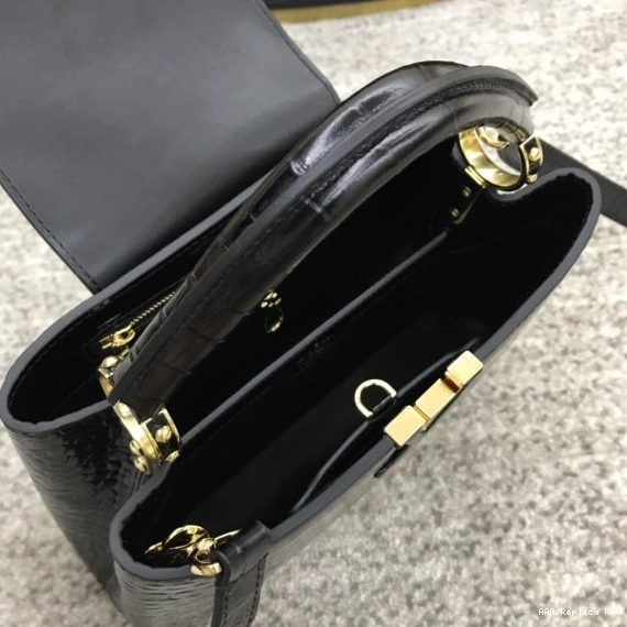 AAA Pruses Bags VUITTON BB LOUIS CAPUCINES 0801